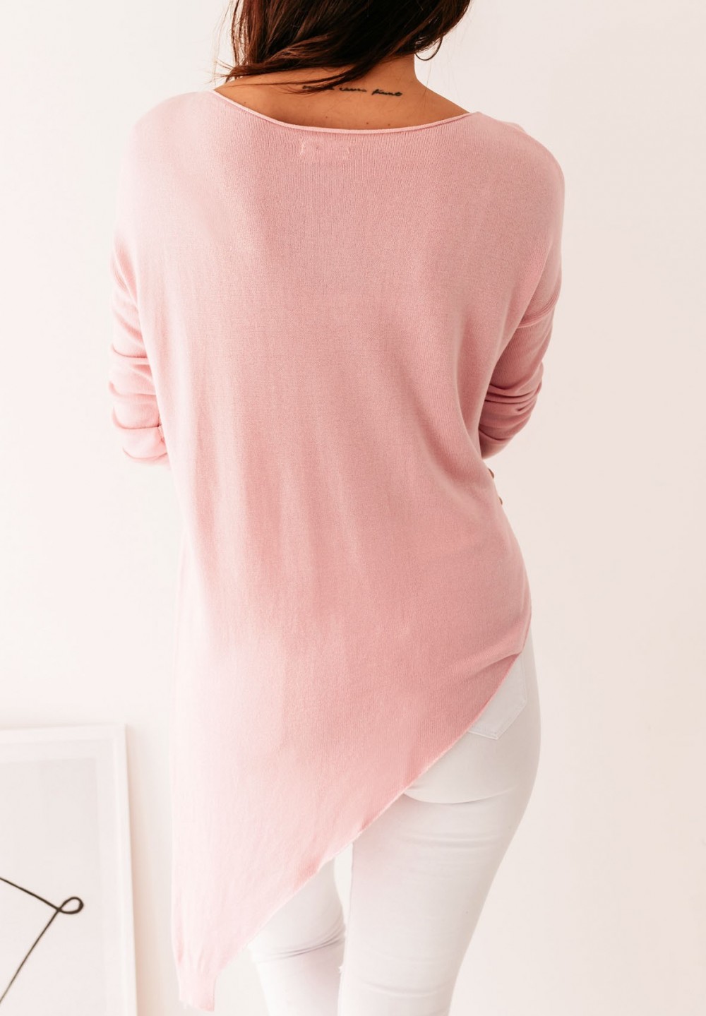 Sweter Asymetryczny Różowy Lerine